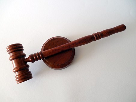 Wooden hammer